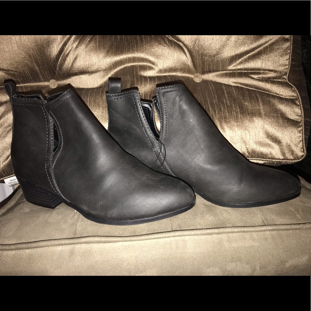 Express Black Low Heel Side Slit Cowboy Boots